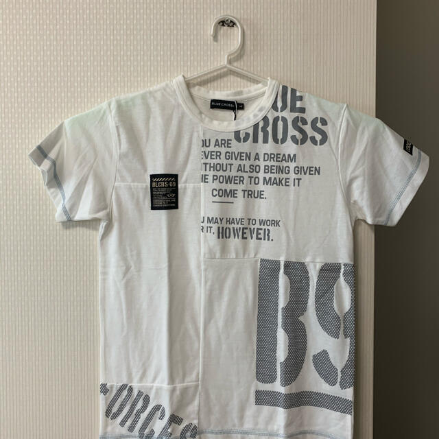 bluecross(ブルークロス)のBLUE CROSS Tシャツ　白色マンゴーアーゴーゴーさん専用 キッズ/ベビー/マタニティのキッズ服男の子用(90cm~)(Tシャツ/カットソー)の商品写真