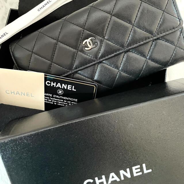 CHANEL シャネル マトラッセ 長財布 黒ファッション小物