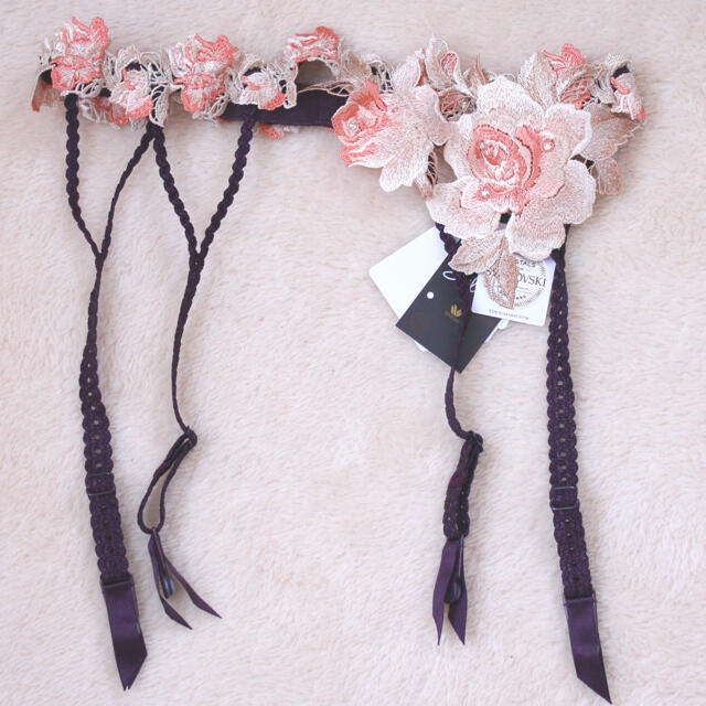 メーカー公式 salute❤サルート❤店舗限定❤29G❤ガーターベルト❤IV