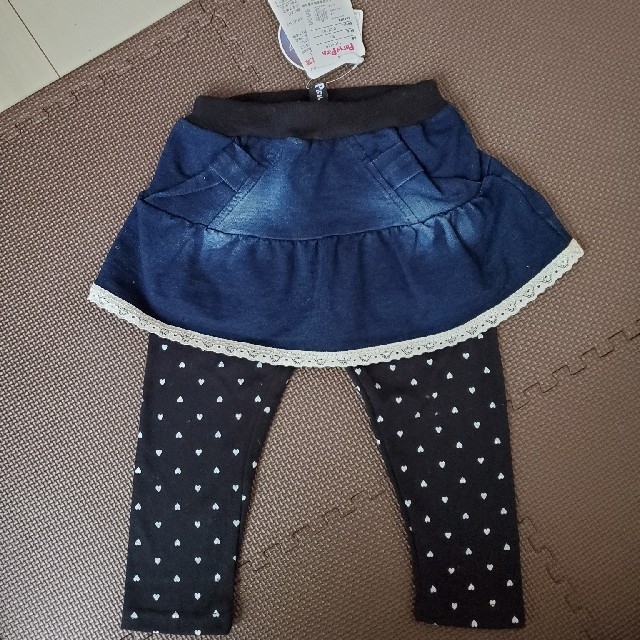 子供　スカッツ90 キッズ/ベビー/マタニティのキッズ服女の子用(90cm~)(パンツ/スパッツ)の商品写真