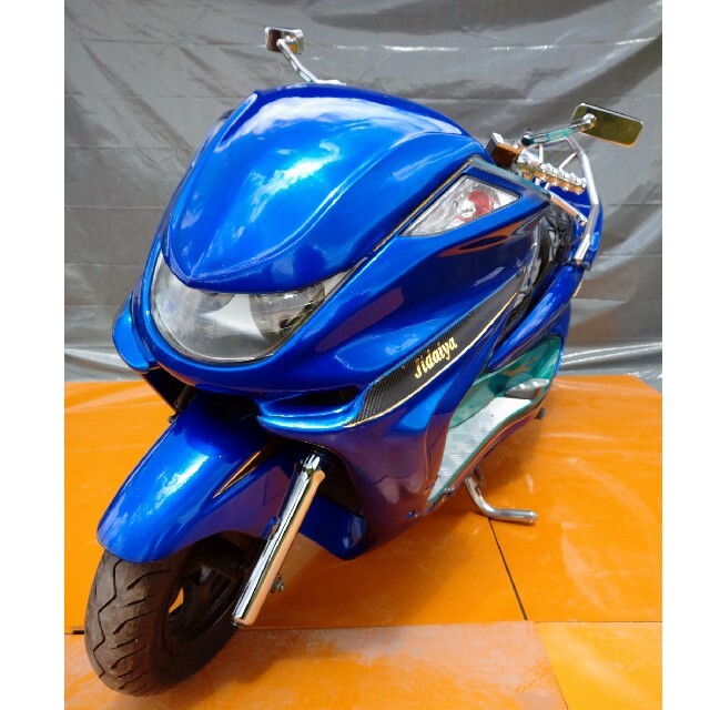 独創的 マジェスティC 250 (中古車) 車体 - bigstore.tn