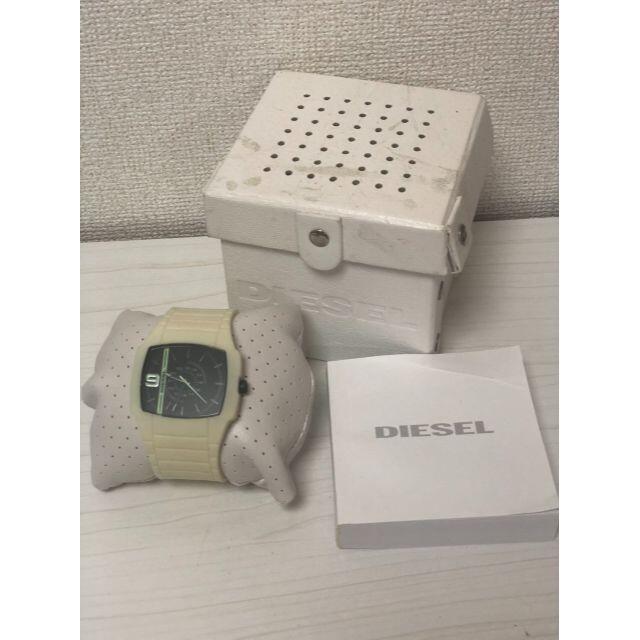 DIESEL(ディーゼル)の【箱あり】DIESEL ディーゼル 腕時計 蓄光 ホワイト 白 メンズの時計(ラバーベルト)の商品写真