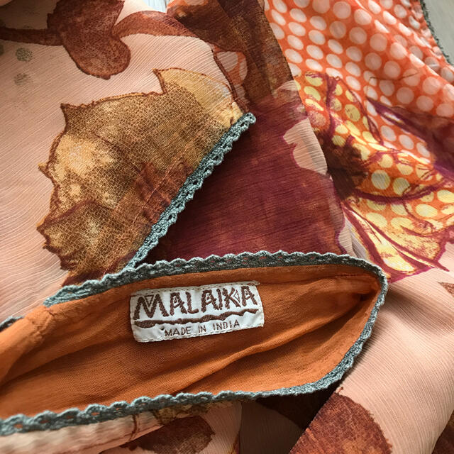 MALAIKA(マライカ)のポンチョブラウス レディースのトップス(シャツ/ブラウス(半袖/袖なし))の商品写真