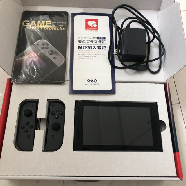 任天堂　スイッチ　Switch  美品　保証付