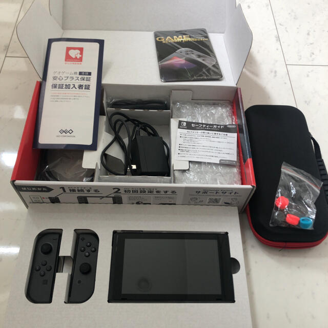 任天堂　スイッチ　Switch  美品　保証付