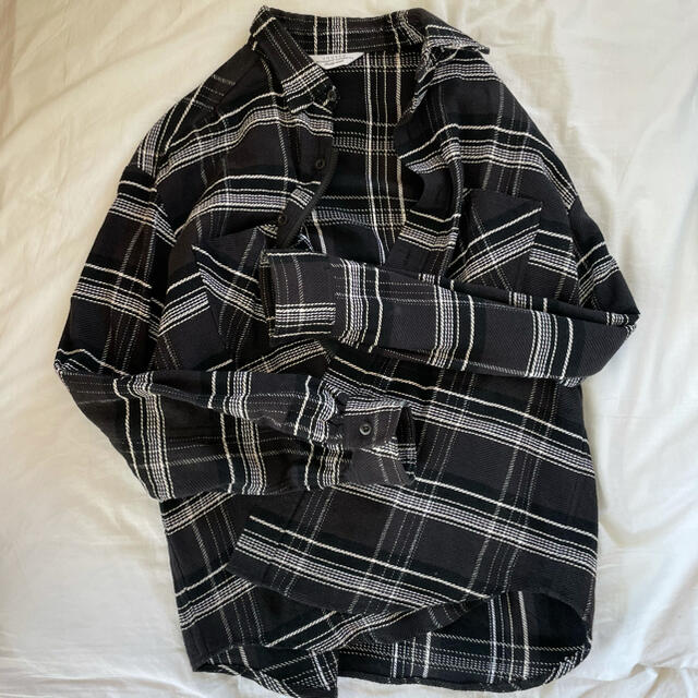 UNUSED(アンユーズド)のUNUSED 18aw oversize check shirt black メンズのトップス(シャツ)の商品写真