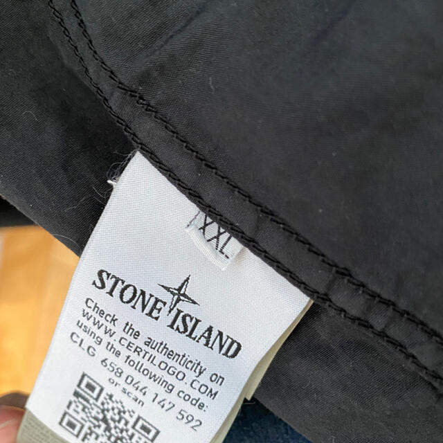 STONE ISLAND(ストーンアイランド)の値下げストーンアイランド　オーバーシャツXXL  メンズのジャケット/アウター(ブルゾン)の商品写真