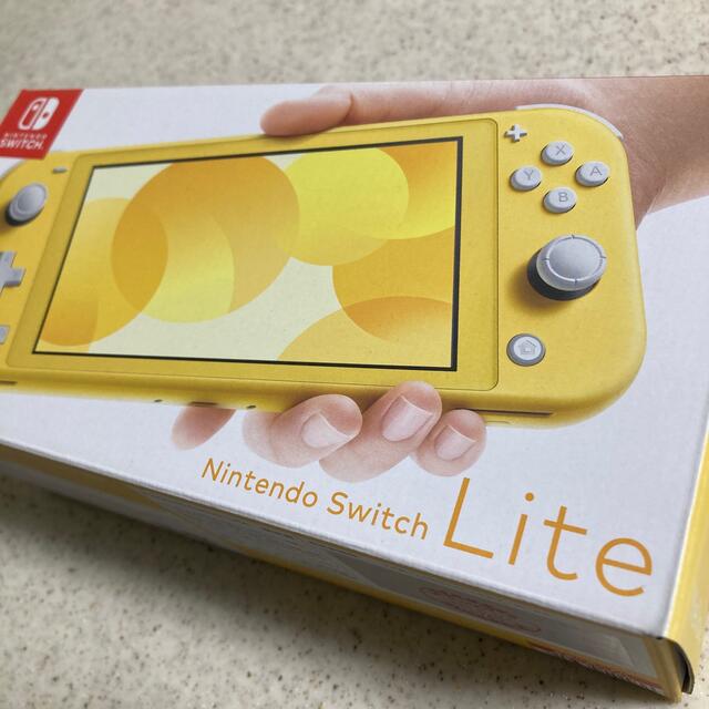 Nintendo Switch Lite イエロー