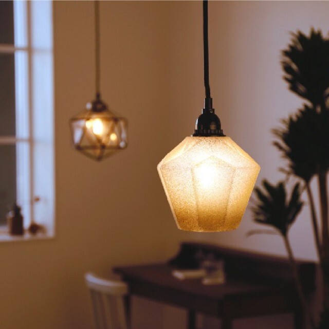 未使用★ペンダントライト メヴィスランプ Mevis lamp
