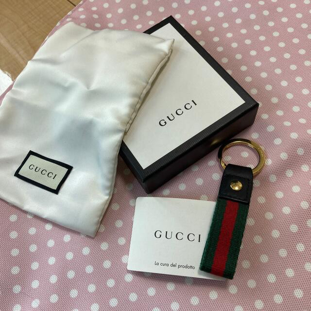 Gucci(グッチ)のGUCCIグッチキーホルダー レディースのファッション小物(キーホルダー)の商品写真