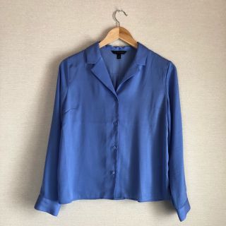 バナナリパブリック(Banana Republic)の新品　バナナリパブリック　とろみシャツ　サテンシャツ　M  パープルブルー(シャツ/ブラウス(長袖/七分))