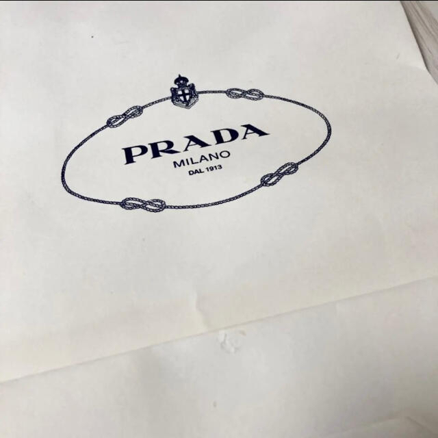PRADA(プラダ)のPRADA プラダ ショップ袋 ショッパー レディースのバッグ(ショップ袋)の商品写真