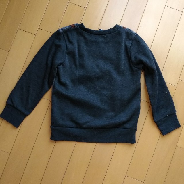 女児トレーナー130 キッズ/ベビー/マタニティのキッズ服女の子用(90cm~)(ジャケット/上着)の商品写真