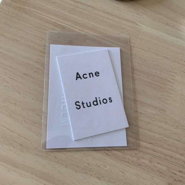 ACNE(アクネ)のアクネストゥディオズ　タグ レディースのファッション小物(その他)の商品写真