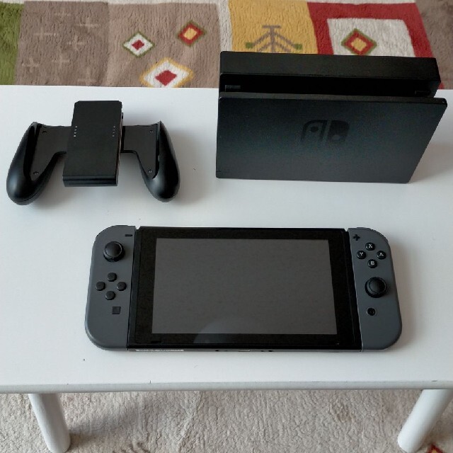 ニンテンドースイッチ グレー