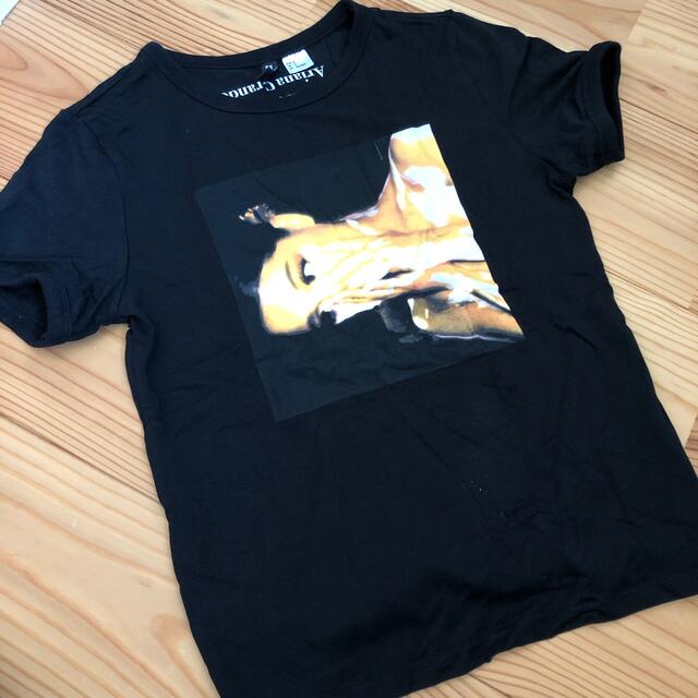 H&H(エイチアンドエイチ)のH&M＊アリアナグランデ　Tシャツ＊S レディースのトップス(Tシャツ(半袖/袖なし))の商品写真