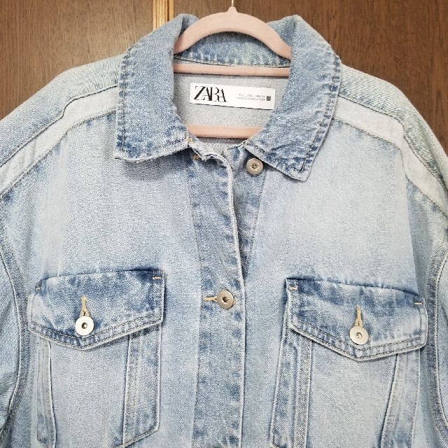 ZARA(ザラ)のZARA デニムジャケット Gジャン レディースのジャケット/アウター(Gジャン/デニムジャケット)の商品写真