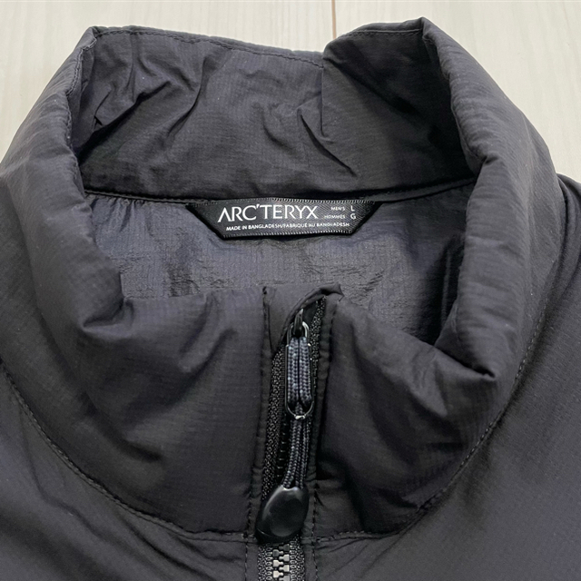 ARC'TERYX(アークテリクス)のARC'TERYX メンズのジャケット/アウター(マウンテンパーカー)の商品写真