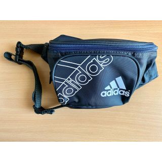 アディダス(adidas)のadidas ボディバッグ　アディダス　値下げ(ボディバッグ/ウエストポーチ)