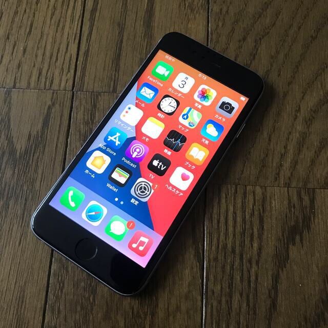 42⭐️iPhone 6 64GB au バッテリー 100% 液晶新品 本体