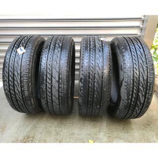 ブリヂストン(BRIDGESTONE)の4本 REGNO GR-VⅡ 205/60R16 2017年18週と20週(タイヤ)