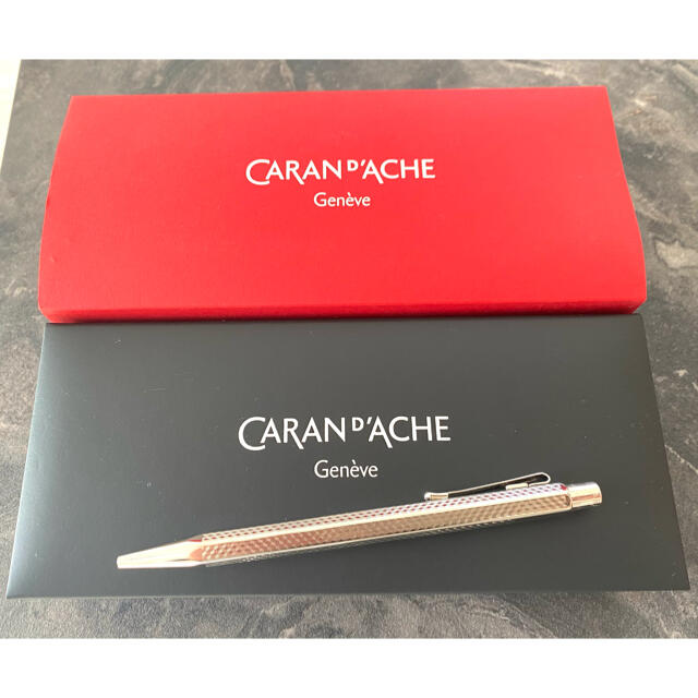 CARAN d'ACHE(カランダッシュ)のGARAND'ACHE エクリドール　キューブリック インテリア/住まい/日用品の文房具(ペン/マーカー)の商品写真