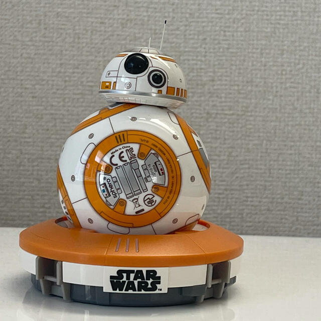 Disney(ディズニー)のsphero STAR WARS BB-8 スマホ操作　ラジコン　自動ロボット エンタメ/ホビーのおもちゃ/ぬいぐるみ(ホビーラジコン)の商品写真