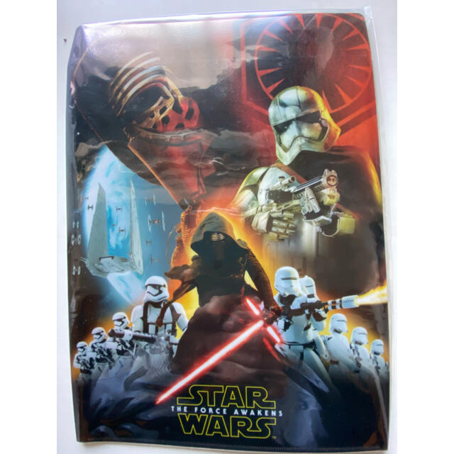 新品❗️STARWARS クリアファイル エンタメ/ホビーのアニメグッズ(クリアファイル)の商品写真