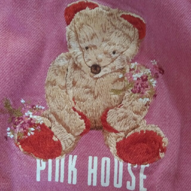 PINK HOUSE(ピンクハウス)の🎀ピンクハウス🎀くまちゃんワッペンパンツ🎵 レディースのパンツ(デニム/ジーンズ)の商品写真