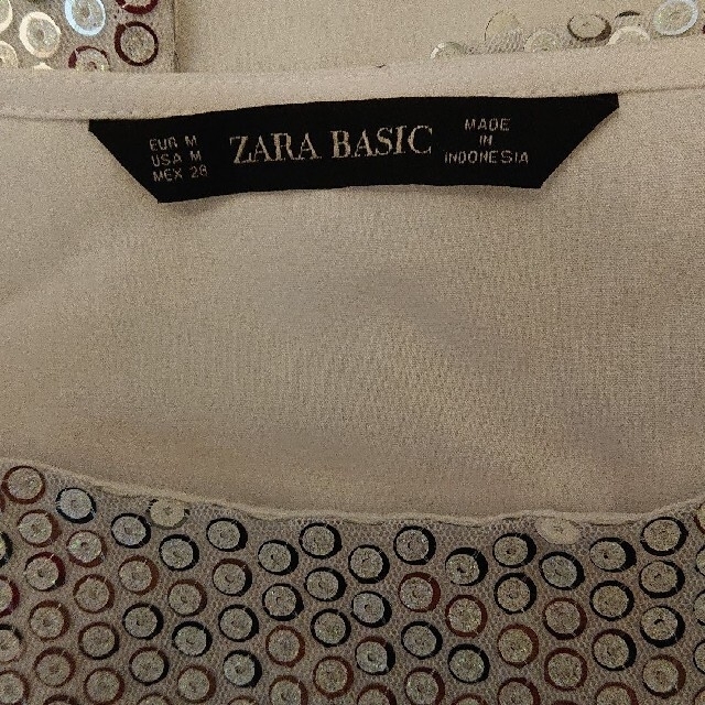 ZARA(ザラ)の新品未使用ZAR ＴシャツMサイズ レディースのトップス(Tシャツ(半袖/袖なし))の商品写真