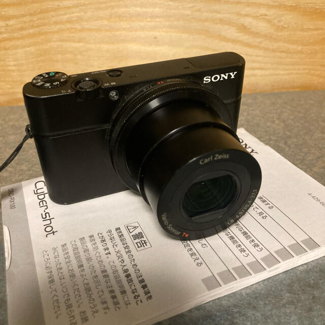 SONY Cyber−Shot RX DSC-RX100