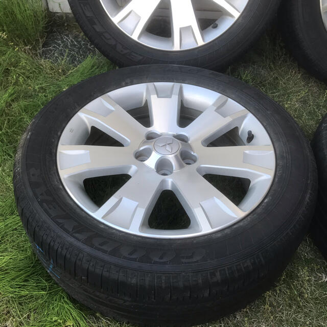 三菱純正ホイール　デリカ等　18×7.0J オフセット38