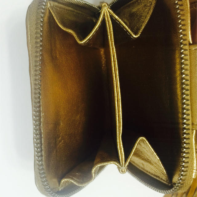 miumiu(ミュウミュウ)のミュウミュウ折りたたみ財布 レディースのファッション小物(財布)の商品写真