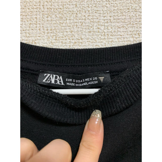 ZARA(ザラ)のZARA  パフスリーブ　トレーナー　スウェット レディースのトップス(トレーナー/スウェット)の商品写真