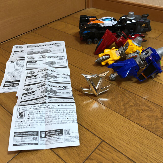 BANDAI(バンダイ)のジンライ様専用ルパンレンジャーパトレンDXストライカー&各種ダイヤルファイター キッズ/ベビー/マタニティのおもちゃ(その他)の商品写真