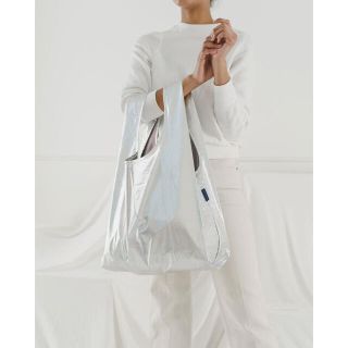 ドゥーズィエムクラス(DEUXIEME CLASSE)のSTANDARD BAGGU メタリック シルバー ピンクベージュ (エコバッグ)