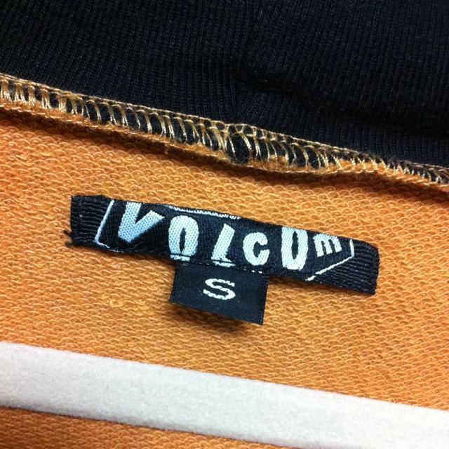 volcom(ボルコム)の期間限定大幅値下げ！ レディースのトップス(パーカー)の商品写真