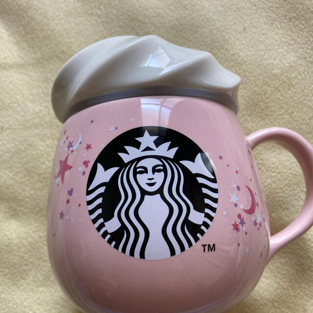 Starbucks Coffee(スターバックスコーヒー)のスタバホイップマグカップ キッズ/ベビー/マタニティの授乳/お食事用品(マグカップ)の商品写真