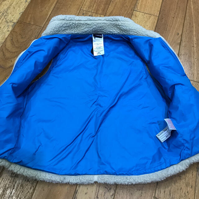 patagonia(パタゴニア)のPatagonia、キッズベスト キッズ/ベビー/マタニティのキッズ服男の子用(90cm~)(その他)の商品写真