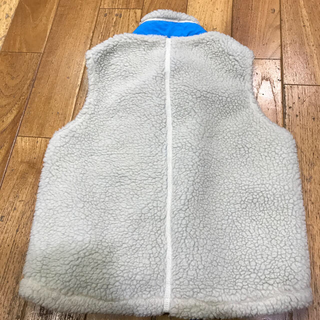 patagonia(パタゴニア)のPatagonia、キッズベスト キッズ/ベビー/マタニティのキッズ服男の子用(90cm~)(その他)の商品写真