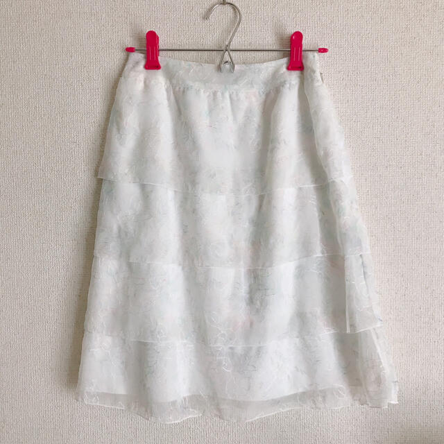 カールパークレーン♡花柄刺繍スカート
