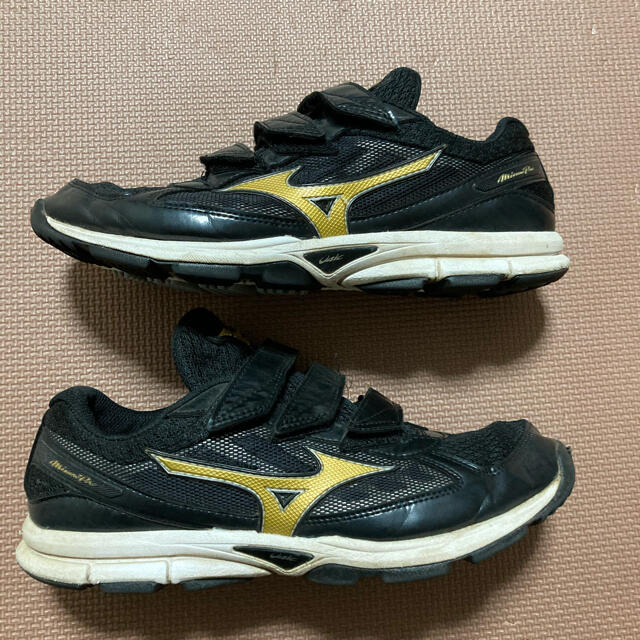 MIZUNO(ミズノ)のミズノプロ　トレーニングシューズ スポーツ/アウトドアの野球(シューズ)の商品写真