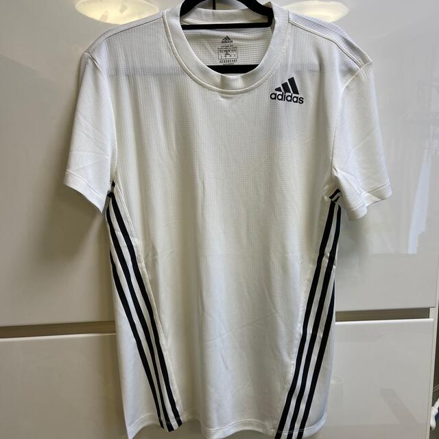 adidas(アディダス)の新品未使用アディダス白黒3本ラインTシャツLサイズ メンズのトップス(Tシャツ/カットソー(半袖/袖なし))の商品写真