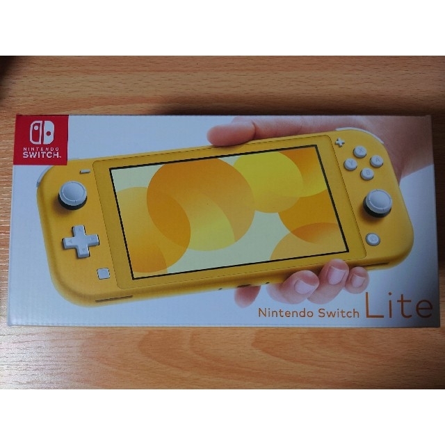 任天堂　switch lite yellow イエロー