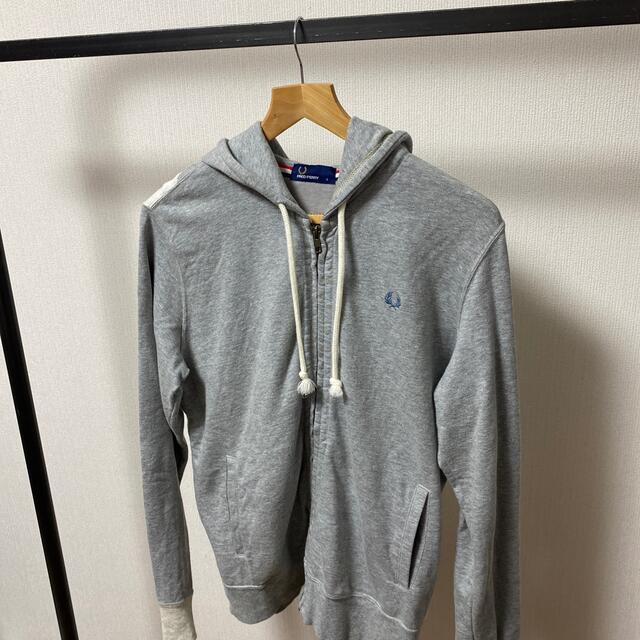 FRED PERRY(フレッドペリー)のフレッドペリー　ジップアップ　パーカー メンズのトップス(パーカー)の商品写真