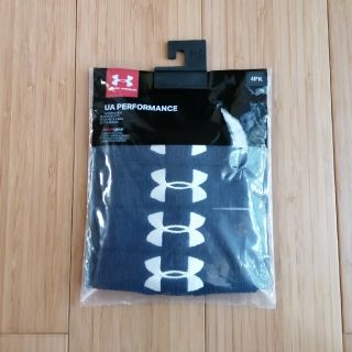 アンダーアーマー(UNDER ARMOUR)のアンダーアーマー　リストバンド　4本セット(バングル/リストバンド)