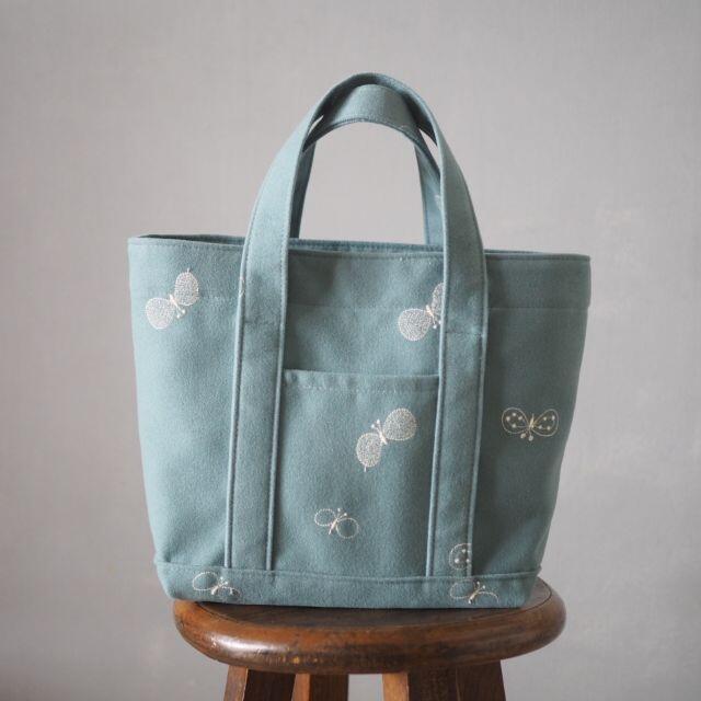 mina perhonen - ミナペルホネンハンドメイドトートバッグ　くすみブルー　aiguille
