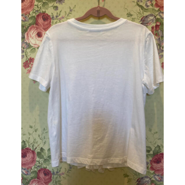 ZARA(ザラ)のZARA  フリル付き　白Tシャツ レディースのトップス(Tシャツ(半袖/袖なし))の商品写真
