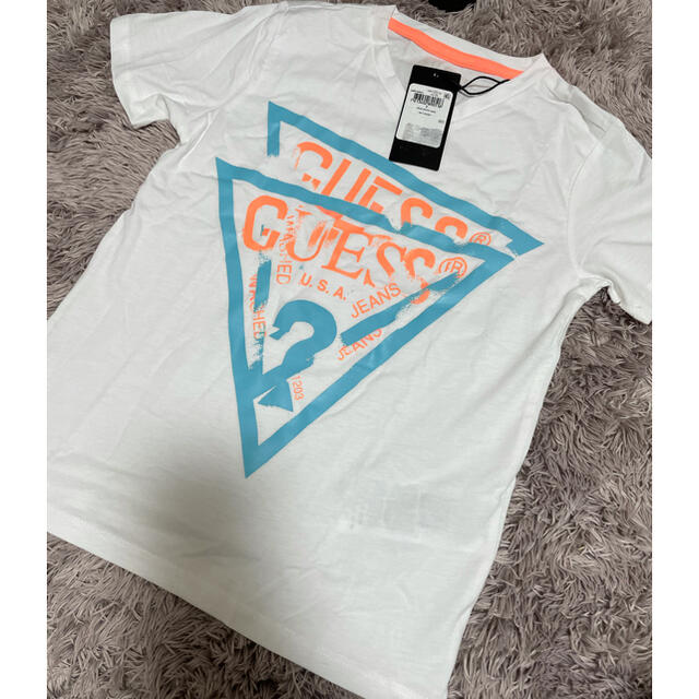 GUESS(ゲス)の新品 GUESS Tシャツ130 キッズ/ベビー/マタニティのキッズ服男の子用(90cm~)(Tシャツ/カットソー)の商品写真