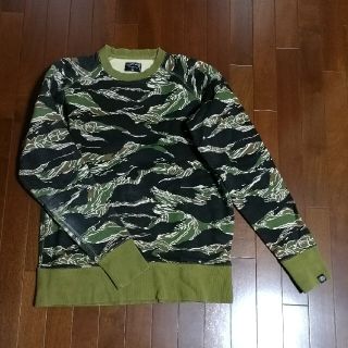 ステューシー(STUSSY)のStussy トレーナー(ニット/セーター)